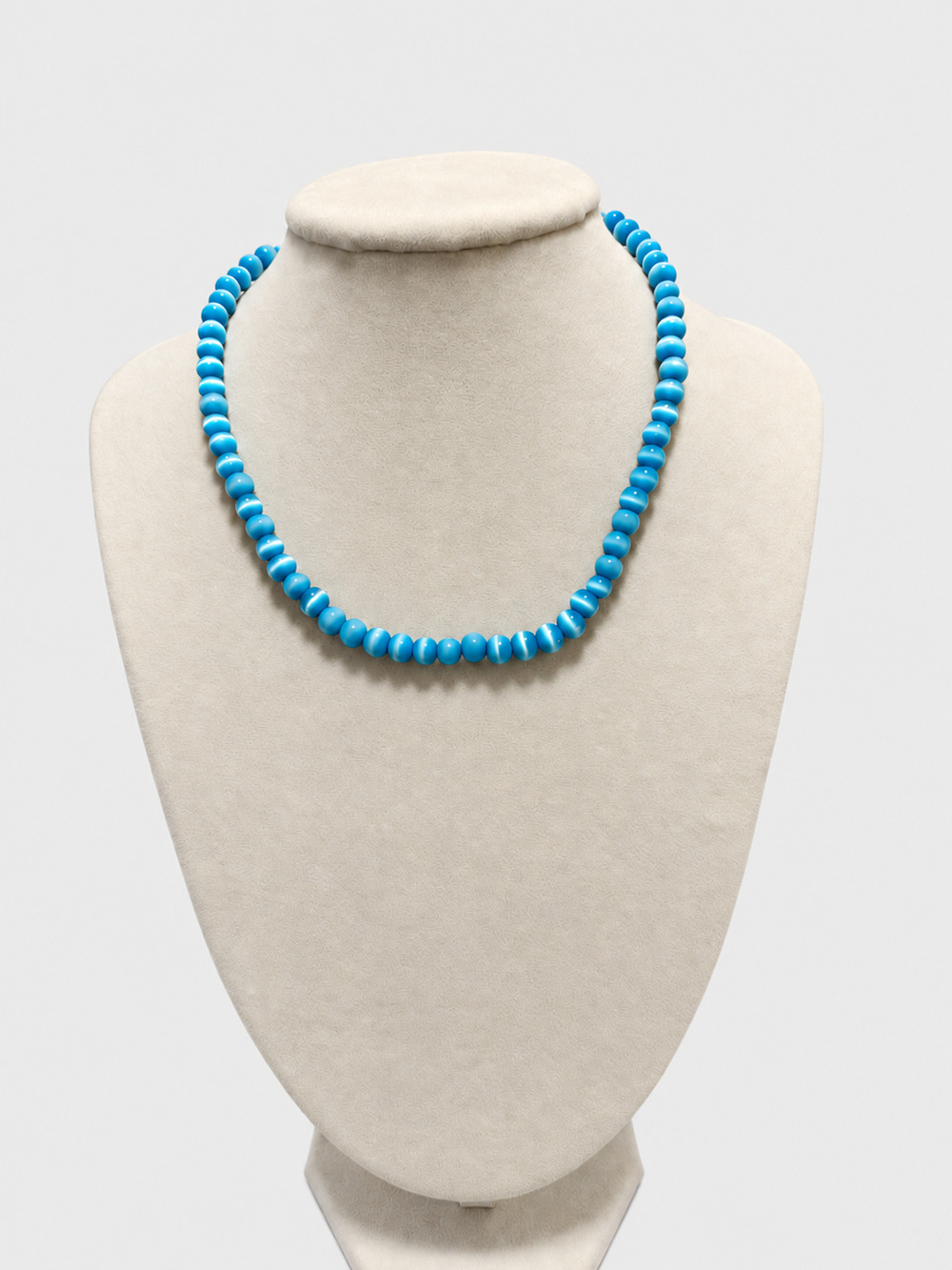 Vintage Blue Cat Eye Style Bead Choker Necklace Gold Tone Clasp Adjustable